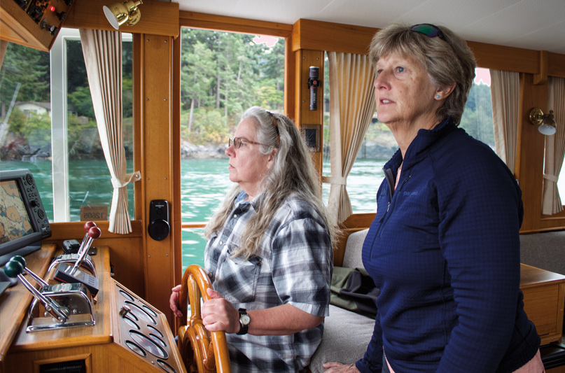 Lady Ship Lessons: Cheryl at the helm - Photo: Seanna Browder